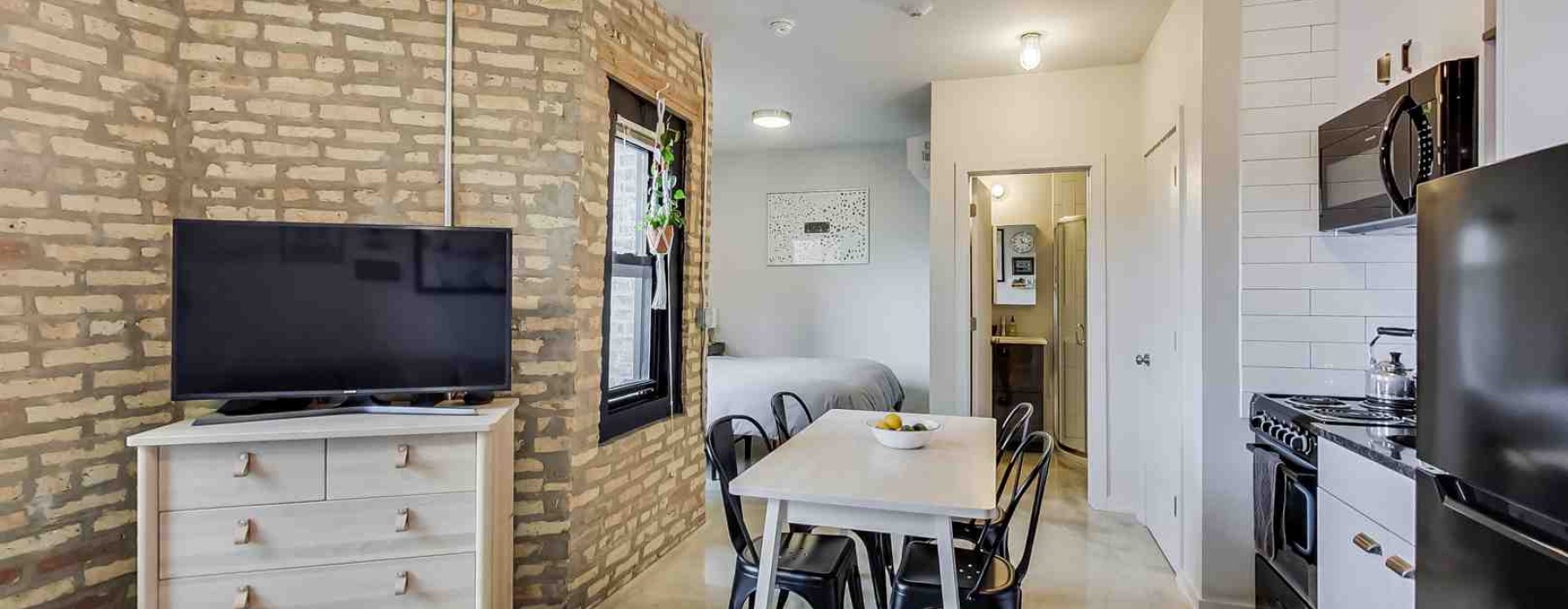 modern one bedroom apartment - 1 bed 1 bath pet friendly