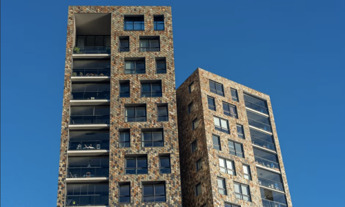 University Heights apartment amenities modern building exterior